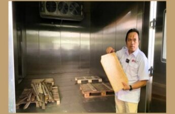 Prabowo dukung inovasi genting dan sepatu berbahan limbah sawit